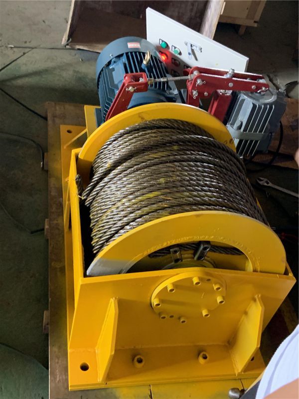 配套卷揚機用現場調試